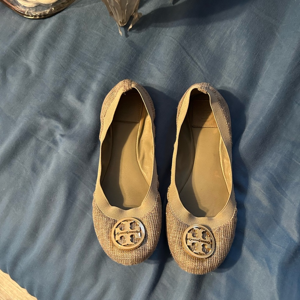 Tory Burch size 8 travel flats